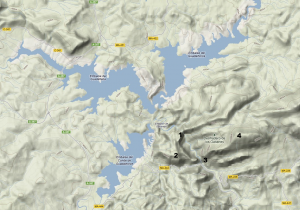 En este mapa se encuentran los 3 embalses más importantes de la zona:  Embalse del Guadalhorce, Embalse del Guadalteba y Embalse del Conde de Guadalhorce. Los puntos marcados con números se corresponden con: 1) Mirador del Desfiladero de los Gaitanes; 2) Pico del Convento; 3) Puente del Caminito del Rey y 4) Peña Huma.